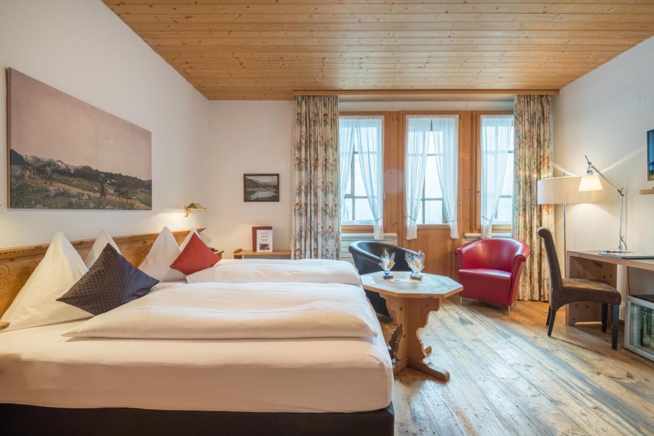Schweizerhaus Swiss Quality Hotel Малоя Екстер'єр фото