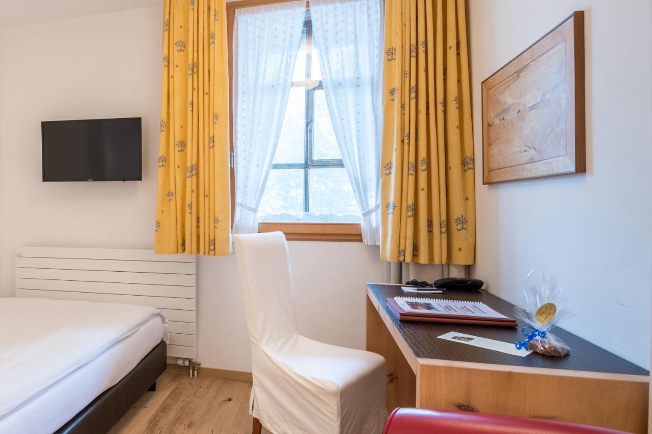 Schweizerhaus Swiss Quality Hotel Малоя Екстер'єр фото