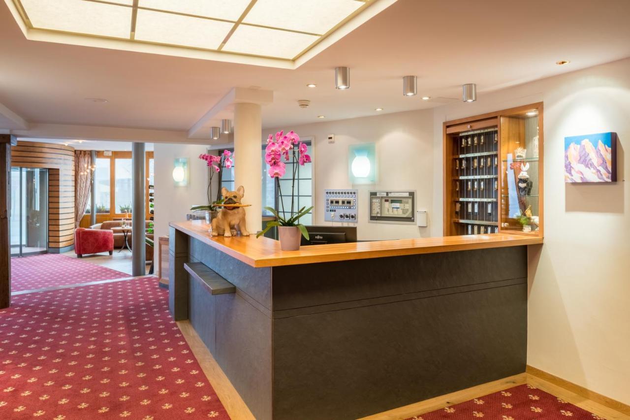 Schweizerhaus Swiss Quality Hotel Малоя Екстер'єр фото