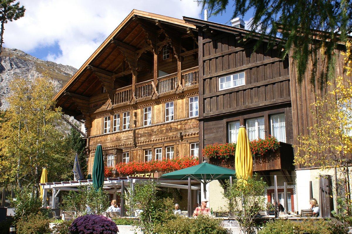 Schweizerhaus Swiss Quality Hotel Малоя Екстер'єр фото